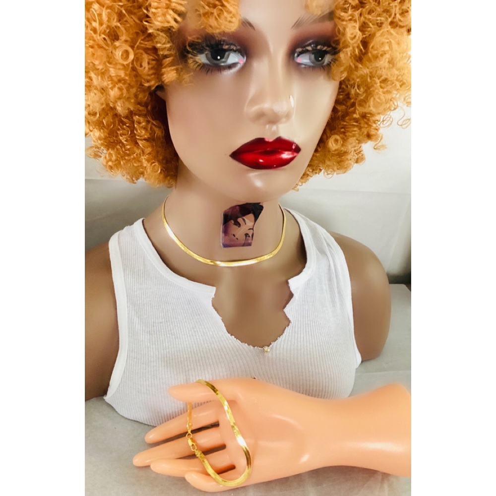 🔥Beautiful gold color flat necklace set any every occasion